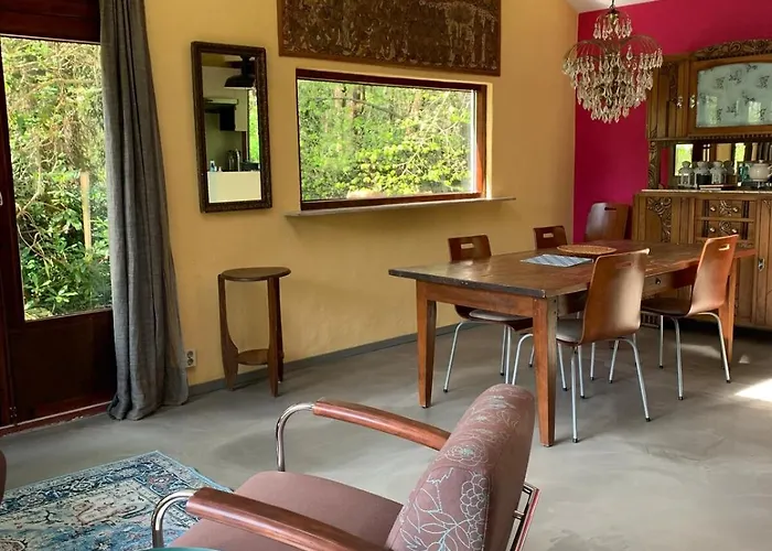 Сasa de vacaciones Cozy House In The Middle Of Nature